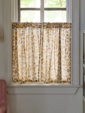 Urban Outfitters food icon kitchen cafe style curtains (2) in pasta pattern!
